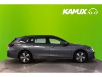 Gebraucht VW Passat 150 PS (110 kW) 2025 Platinum grey Kombi