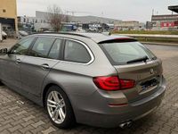 Gebraucht BMW 520 185 PS (136 kW) 2012 Grau Limousine