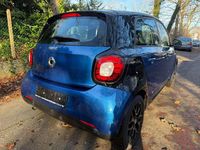Gebraucht Smart ForFour 90 PS (66 kW) 2015 Blau Kleinwagen