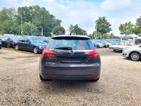 Gebraucht Opel Insignia Edition 131 PS (96 kW) 2013 Plat.anthr./rogrey/0j:silbergr Kombi