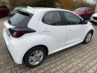 Gebraucht Mazda 2 Center-Line 116 PS (85 kW) 2025 Lunar white Kleinwagen
