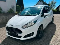 Gebraucht Ford Fiesta 59 PS (43 kW) 2012 Weiß Kleinwagen