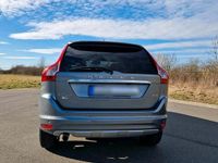 Gebraucht Volvo XC60 150 PS (110 kW) 2017 Silber SUV