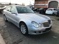 Second-hand Mercedes E220 170 CP (125 kW) 2006 Argintiu Berlinǎ