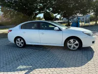 Gebraucht Renault Latitude 240 PS (176 kW) 2011 Weiß Limousine
