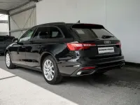 Gebraucht Audi A4 Basis 150 PS (110 kW) 2022 Mythosschwarz metallic Kombi
