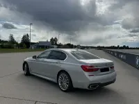 Gebraucht BMW 750 Performance 449 PS (330 kW) 2016 Silber Limousine