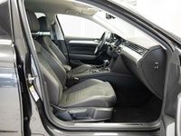 Gebraucht VW Passat Elegance 200 PS (147 kW) 2021 Grau Kombi