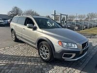 Gebraucht Volvo XC70 Kinetic 163 PS (119 kW) 2011 Grau Kombi