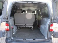 Gebraucht VW Caravelle 140 PS (102 kW) 2015 Grau Limousine