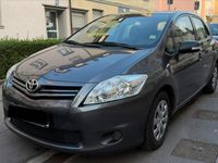 Gebraucht Toyota Auris 100 PS (73 kW) 2011 Grau Kleinwagen