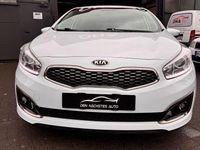 Gebraucht Kia Ceed 99 PS (72 kW) 2018 Weiß Kleinwagen