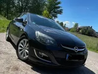 Gebraucht Opel Astra Edition 179 PS (131 kW) 2012 Schwarz Limousine