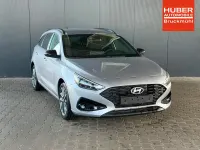 Neu Hyundai i30 Comfort 101 PS (74 kW) 2025 Shimmering silver Kombi
