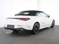 Gebraucht Mercedes CLE200 AMG 204 PS (150 kW) 2025 Weiß Cabrio