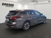 Neu Ford Focus Titanium 125 PS (91 kW) 2026 Metallic) (grau Kombi