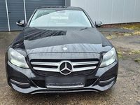 Gebraucht Mercedes C180 156 PS (114 kW) 2014 Schwarz Limousine