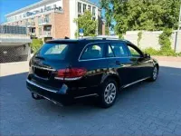 Gebraucht Mercedes E200 Elegance 136 PS (100 kW) 2014 Schwarz Limousine