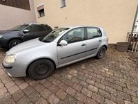 Gebraucht VW Golf IV 105 PS (77 kW) 2004 Silber Kleinwagen