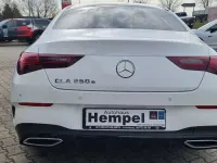 Gebraucht Mercedes CLA250 AMG line 218 PS (160 kW) 2024 Weiß Coupé