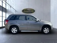 Gebraucht Suzuki Grand Vitara Comfort 140 PS (102 kW) 2010 Grau SUV