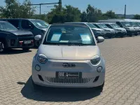 Neu Fiat 500e Pop 86 kW (118 PS) 2026 Grün Cabrio