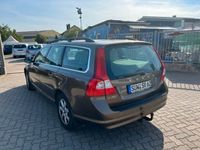 Gebraucht Volvo V70 Pro 241 PS (177 kW) 2012 Braun metallic Kombi