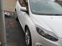 Gebraucht Ford Focus Titanium 116 PS (85 kW) 2013 Weiß Kombi