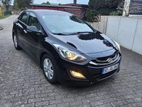 Gebraucht Hyundai i30 Style 135 PS (99 kW) 2013 Schwarz Limousine