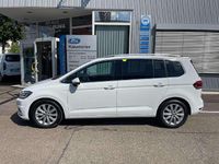 Gebraucht VW Touran Highline 190 PS (139 kW) 2019 Pure white Van / Kleinbus