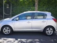 Gebraucht Opel Corsa Edition 69 PS (50 kW) 2014 Silber Kleinwagen
