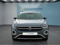 Gebraucht VW T-Roc 150 PS (110 kW) 2024 Blau SUV