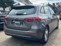 Gebraucht Mercedes B180 116 PS (85 kW) 2020 Mountaingrau  met. Kleinwagen