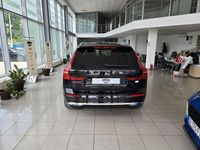 Gebraucht Volvo XC60 Core 253 PS (186 kW) 2023 Schwarz SUV