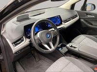 Gebraucht BMW 230e Active Tourer 150 PS (110 kW) 2024 Schwarz Van / Kleinbus