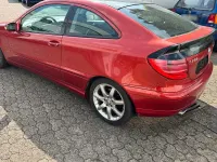 Gebraucht Mercedes C200 163 PS (119 kW) 2004 Orange Coupé