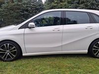 Gebraucht Mercedes B180 122 PS (89 kW) 2014 Weiß Van / Kleinbus