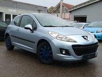 Gebraucht Peugeot 207 Filou 73 PS (53 kW) 2010 Silber Kleinwagen