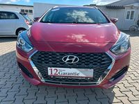 Gebraucht Hyundai i40 Space 135 PS (99 kW) 2018 Rot Kombi