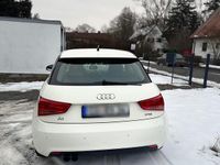Gebraucht Audi A1 122 PS (89 kW) 2011 Weiß Kleinwagen