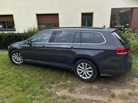 Gebraucht VW Passat Comfortline 150 PS (110 kW) 2015 Limousine