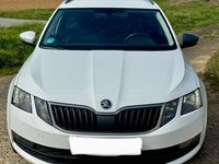 Gebraucht Skoda Octavia Ambition 150 PS (110 kW) 2017 Weiß Kombi