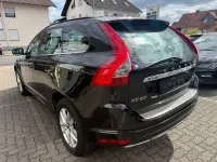 Gebraucht Volvo XC60 Momentum 190 PS (139 kW) 2017 Schwarz SUV