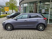 gebraucht Hyundai i20 1.4 Automatik Style, Kamera,Leder,Pano,Allwetterr.