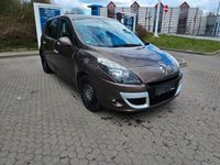 Gebraucht Renault Scénic III Dynamique 131 PS (96 kW) 2011 Braun Van / Kleinbus