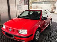 Gebraucht VW Golf VIII 75 PS (55 kW) 2021 Rot Kleinwagen