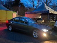 Gebraucht BMW 320 Sport Line 184 PS (135 kW) 2014 Braun Limousine