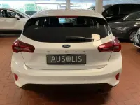 Gebraucht Ford Focus Titanium 116 PS (85 kW) 2023 Frozen white Limousine