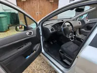 Gebraucht Peugeot 307 113 PS (83 kW) 2005 Silber Kombi