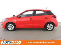 Gebraucht Hyundai i20 Pure 75 PS (55 kW) 2019 Rot Kleinwagen
